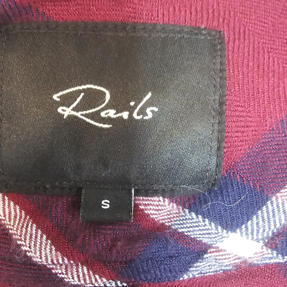 Rails red and blue top size small. - Picture 4 of 4